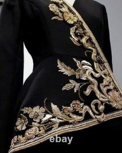 Personnaliser ensemble 2 pièces costume noir orné de lourdes broderies dorées pour un mariage ou un cocktail
